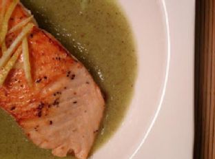 Salmon-on-Kiwi-